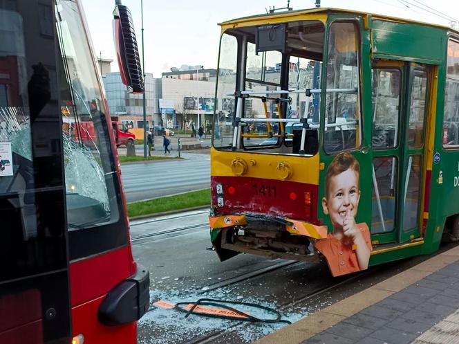 Dwa tramwaje zderzyły się w centrum Łodzi