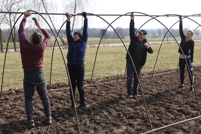 Justyna i Mateusz z serialu Rolnicy. Podlasie