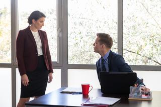 Na Wspólnej, odcinek 3005: Tragedia zmieni Darka. Padnie ofiarą mobbingu