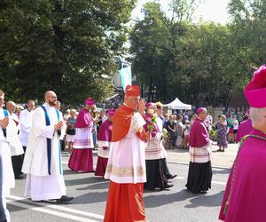 Tysiące kobiet i dziewcząt na pielgrzymce do Piekar Śląskich. Jestem w Kościele, więc idę