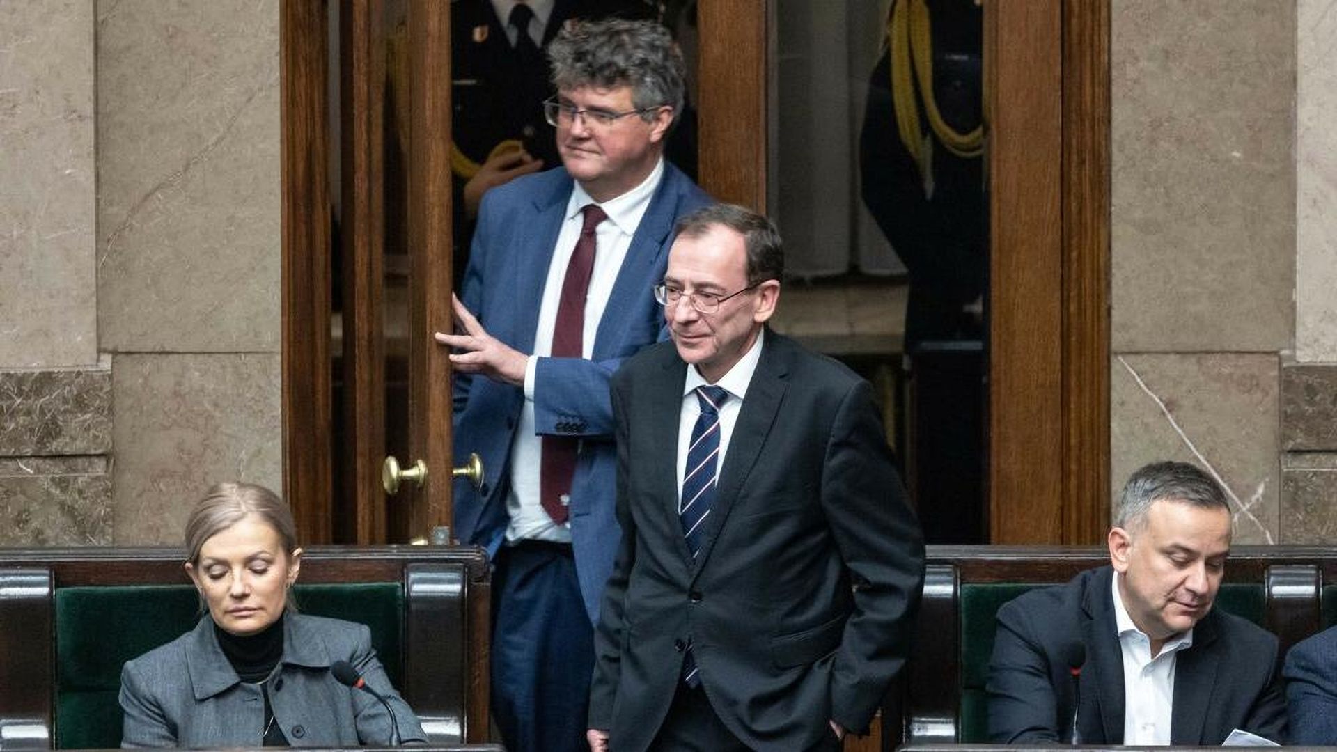 Do sądu trafił akt oskarżenia przeciwko Wąsikowi i Kamińskiemu. Europosłom PiS grozi…