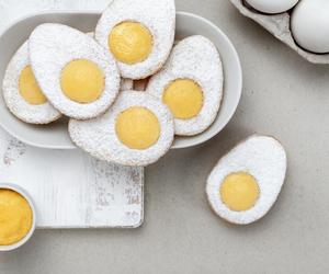 Kruche ciasteczka z mango. Idealny pomysł na wielkanocny stół