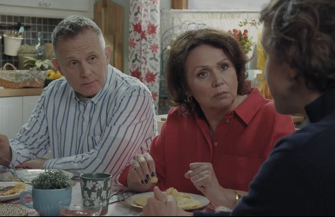 M jak miłość, odcinek 1886: Ksiądz Grzegorz przekaże Mostowiakom fatalne wieści. Strach opanuje Grabinę - ZDJĘCIA