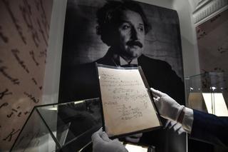 Rękopis Alberta Einsteina sprzedany. Rekordowe 11,6 mln euro za teorię względności!