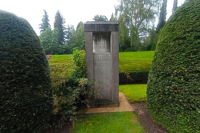 Ohlsdorfer Friedhof w Hamburgu