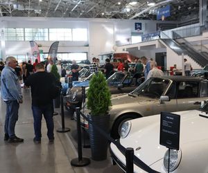 Retro Motor Show rozpoczęte! Wyjątkowe samochody na MTP!