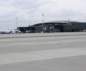 Lotnisko w Jasionce na trzecim miejscu w Polsce. Prawie 90 milionów zysku 