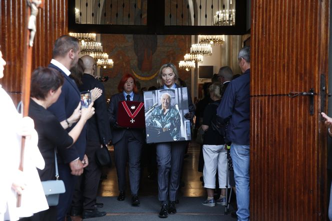Pogrzeb Stanisława Soyki. Muzyka żegnają tłumy