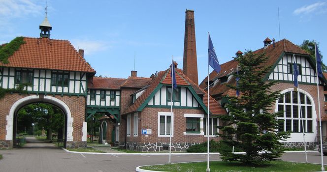   Jak nad Bałtykiem, tylko spokojniej. Te warmińsko-mazurskie wsie leżą nad Zalewem Wiślanym