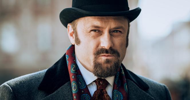 Leszek Lichota jako prof. Wilczur