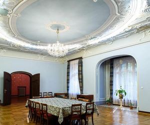 Ten zabytek na Warmii zwiedzają tysiące turystów. Jesienią wygląda magicznie!