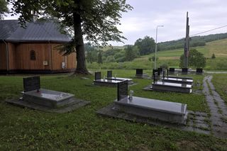 Cerkiew i kaplica Grobowa w Kuźminie