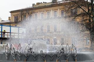 Lublin: Wypróbowano fontannę na Placu Litewskim [ZDJĘCIA]