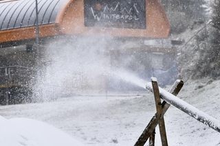 Kiedy rusza sezon narciarski na Dolnym Śląsku? Fabryka śniegu już działa 