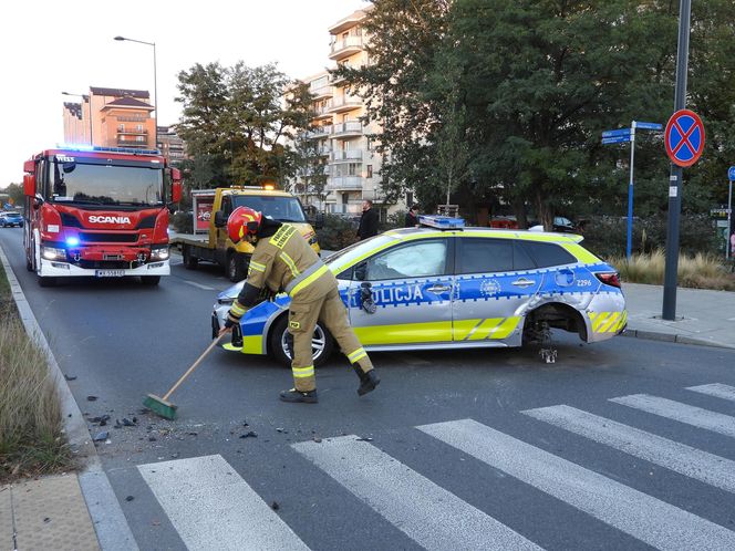 Dachowanie radiowozu. Bielany