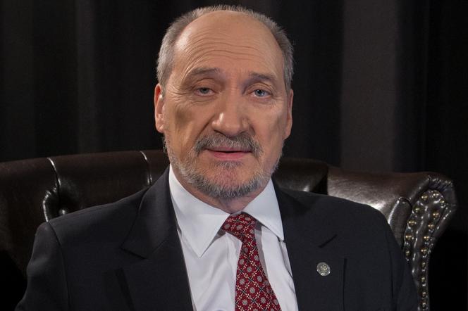 Ministerstwo Obrony Narodowej: Antoni Macierewicz