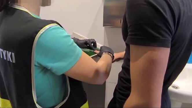 Otwock: Szok! Celowo przejechał mężczyznę i uciekł!