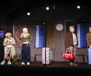 Gwiazdy Rancza znowu razem! Agentka Kusego w samym staniczku! Na zdj. Piotr Ligienza, Violetta Arlak, Emilia Komarnicka, Bogdan Kalus