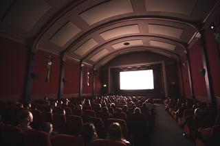 Otwarcie kin i teatrów: Kiedy? Na jakich zasadach? Czy trzeba w maseczkach? 