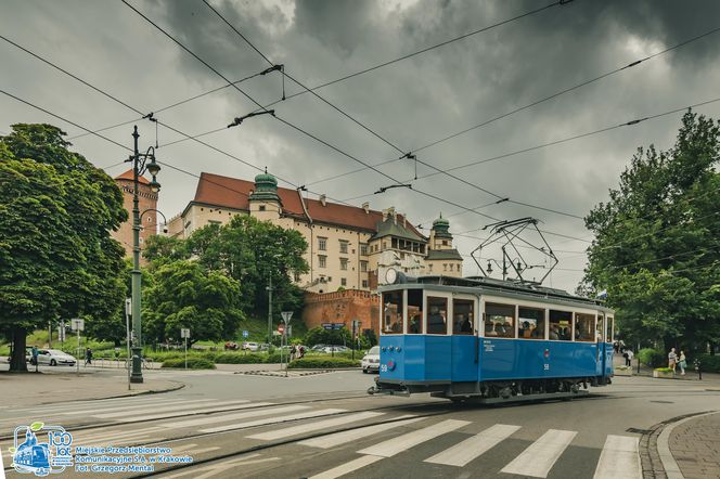 MPK w Krakowie odbudowało tramwaj sprzed ponad 100 lat. Będzie woził pasażerów