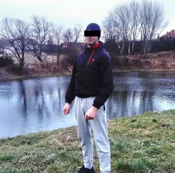 Maczetą zniszczył kilka samochodów