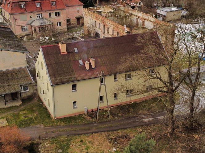  Izabela zginęła od ciosów nożem. Powodem była zazdrość