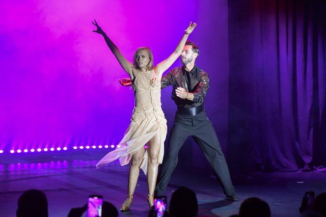 Agnieszka Kaczorowska rozpaliła publiczność! Sensualny taniec na wieczorze charytatywnym