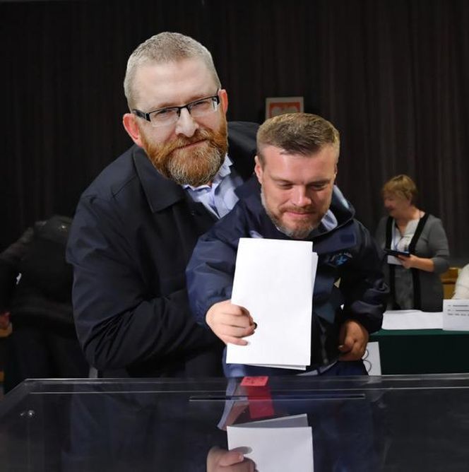 Wybory prezydenckie 2025. Sprawdźcie najlepsze memy 