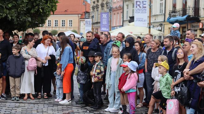 To już ostatni dzień Carnavalu Sztukmistrzów 2024 w Lublinie! Pogoda nie odstraszyła chętnych [GALERIA]