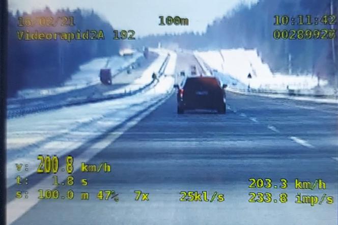 Kielecką obwodnicą 200 km/h. Świętokrzyska grupa speed w akcji