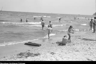 Wypoczynek nad Bałtykiem w latach 50. XX wieku