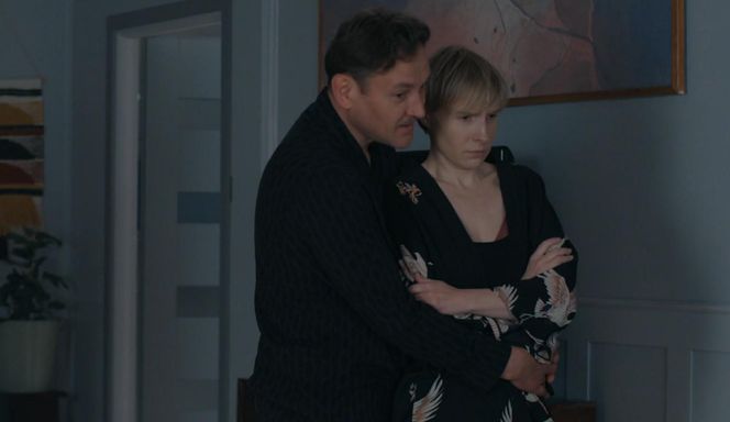 Barwy szczęścia odc. 3250. Robert Stefaniak (Paweł Ławrynowicz), Sonia (Weronika Nockowska)