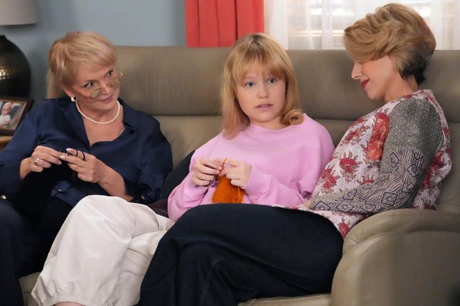 Barwy szczęścia, odc. 3196. Emilka (Jessica Frankiewicz), Malwina (Joanna Gleń), Małgorzata (Adrianna Biedrzyńska)