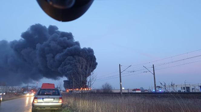 Gigantyczny pożar pod Warszawą