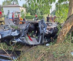 Czarna niedziela. Po dachowaniu w powiecie ostrowieckim nie żyje mężczyzna