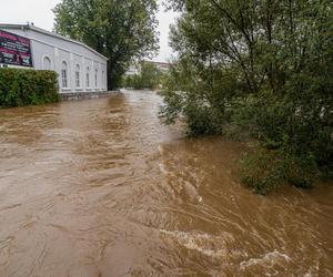 Jelenia Góra pod wodą. Powódź uderzyła w kolejnym mieście