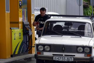 Kolejna pomoc dla Ukrainy. Polska dostarczy tam 25 tysięcy ton benzyny