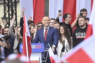 Wybory prezydenckie 2025 - wyniki ze 100 proc. komisji. Karol Nawrocki wybrany na urząd prezydenta RP