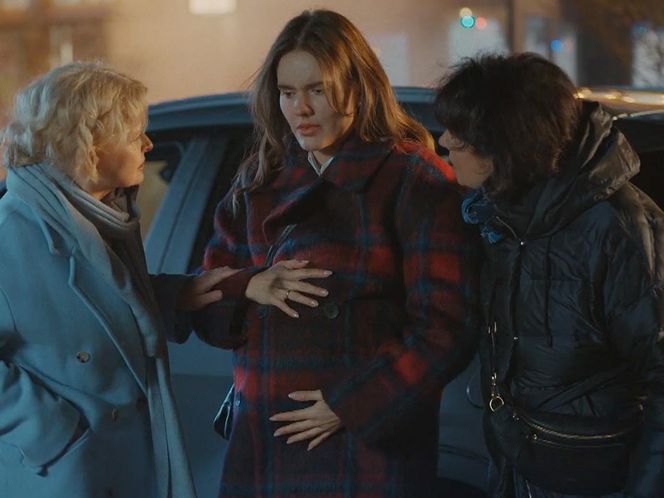 M jak miłość, odcinek 1866: Franka (Dominika Kachlik), Marysia (Małgorzata Pieńkowska), Marta (Dominika Ostałowska) 