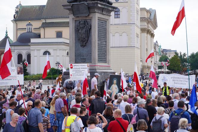 Protest katechetów w Warszawie 21.08.2024