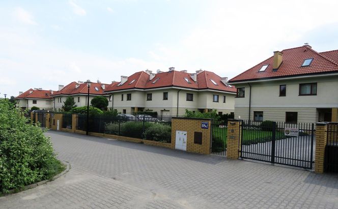 Ulica Wał Zawadowski w Warszawie w 2017 r.