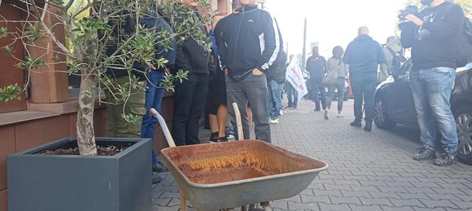 Protest górników w Katowicach w sprawie taniego węgla