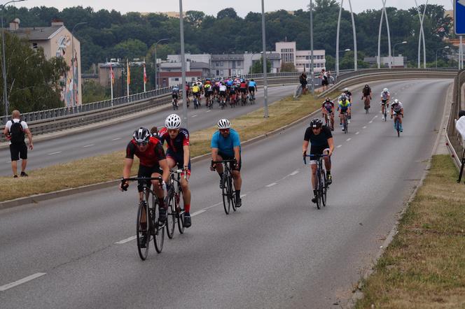 Enea Bydgoszcz Cycling Challenge 2023. Wielkie ściganie w centrum miasta [ZDJĘCIA]