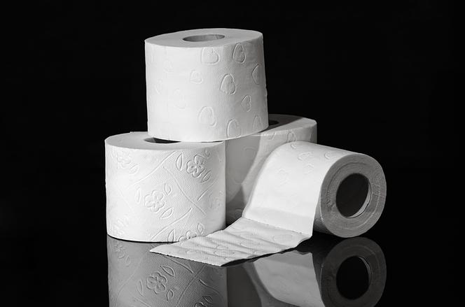Za 12 rolek papieru toaletowego musimy zapłacić średnio ponad 17 złotych