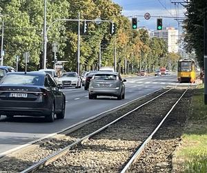 Torowisko na al. Waszyngtona jest w krytycznym stanie. Tramwajarze odkładają remont