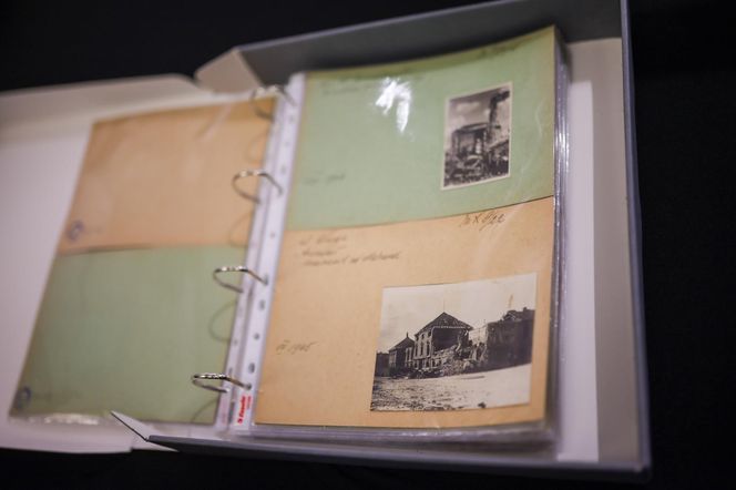 Zbiór fotografii dokumentujących zniszczoną Warszawę