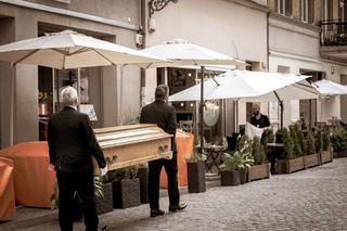 Trumna w centrum Gliwic zszokowała mieszkańców