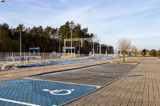 Miejska infrastruktura na przystankach SKM