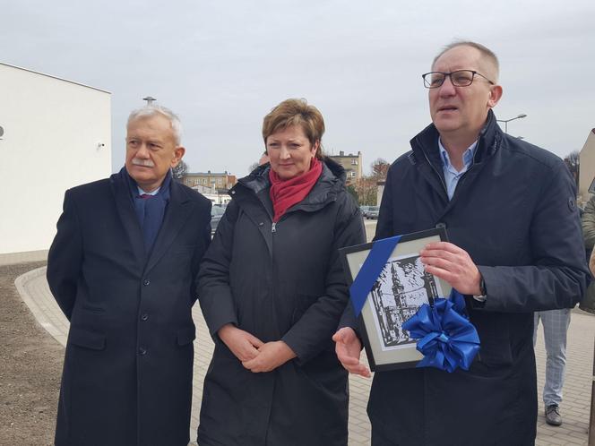 Otwarcie z czerwonym dywanem! Miejski Zakład Zieleni w Lesznie ma nową siedzibę 