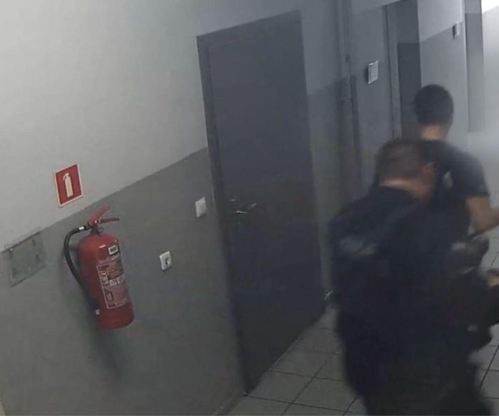 Atak na ratownika i policjantów w Lubinie. „Groził śmiercią, próbował uderzyć”